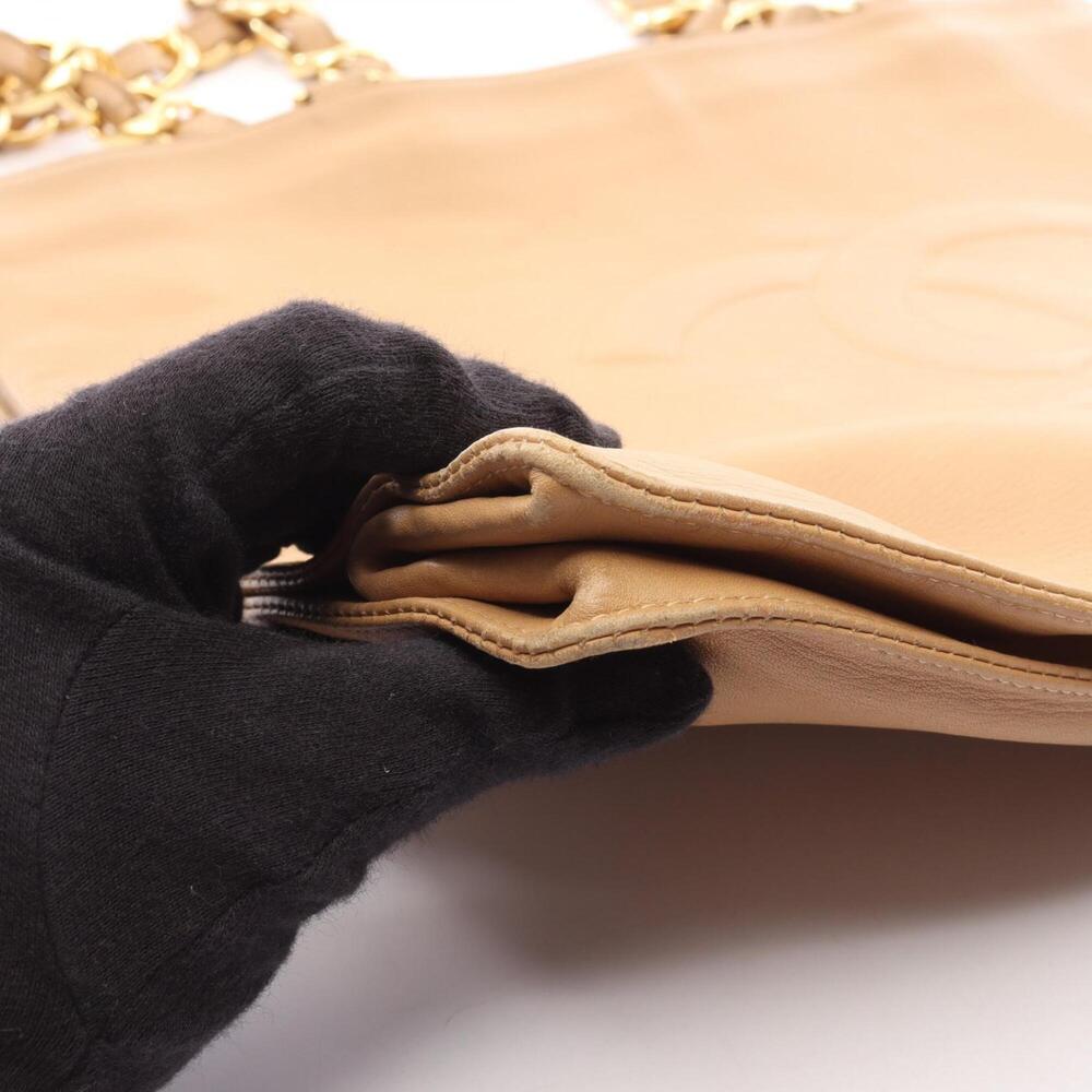 CHANEL Cream Lambskin Leather Logo Tote Bag - Picture 11 of 15